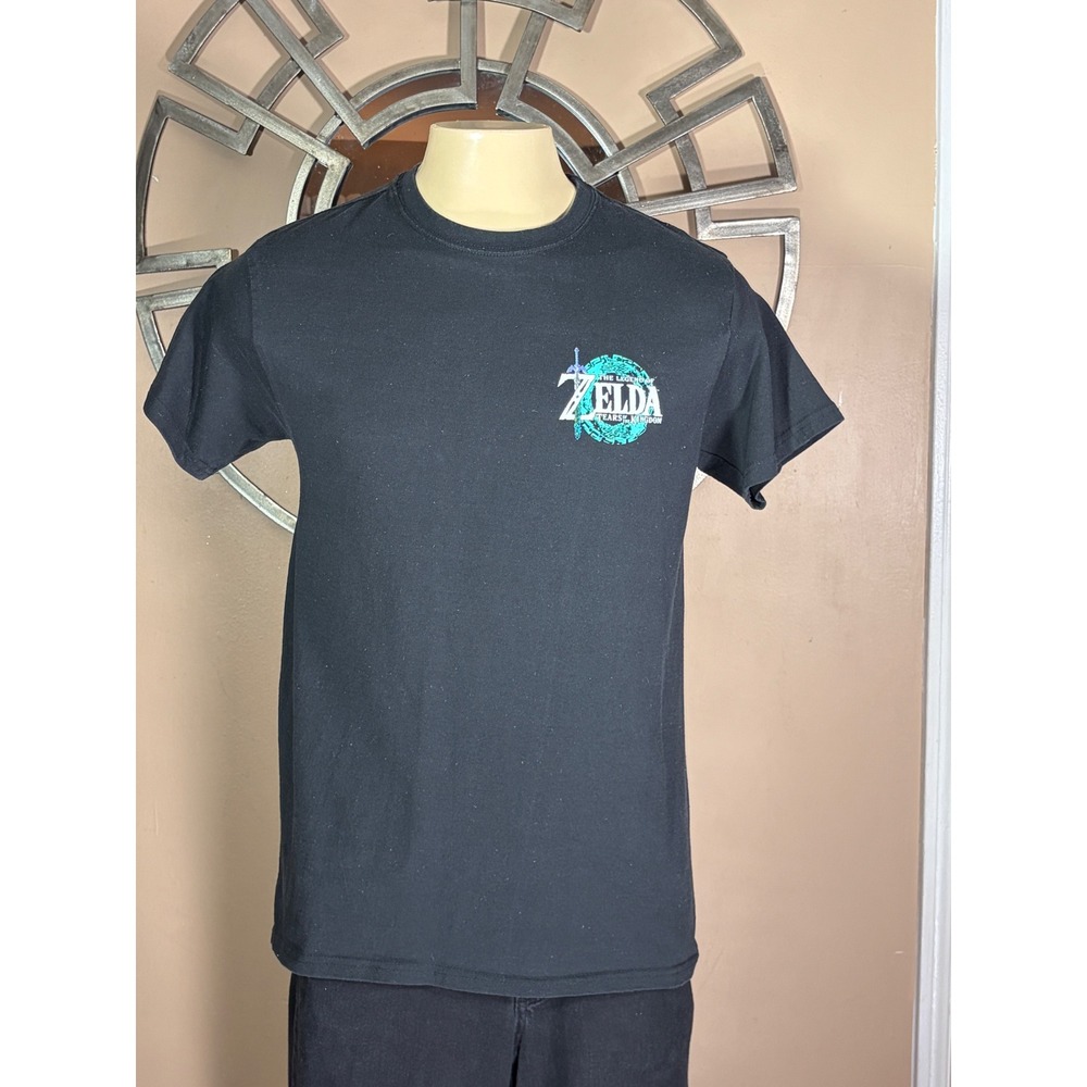 Nintendo Legend of Zelda Tears of the Kingdom Link Graphic T-Shirt Kids XL Black